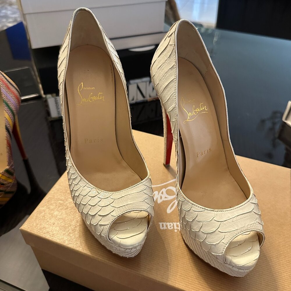 Christian Louboutin Python Lady Peep 150 Pumps 37… - image 1